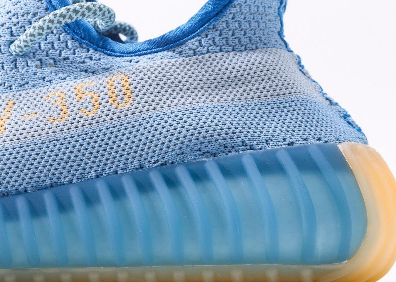 Adidas Yeezy Boost 350 V2 - Image 7