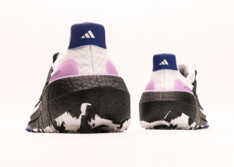 Adidas ULTRABOOST Blue Gradient Sports Shoes - Image 6