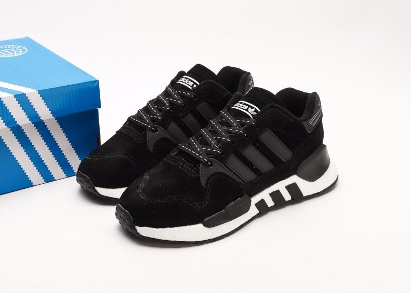 classic-black-and-white-striped-sneakers