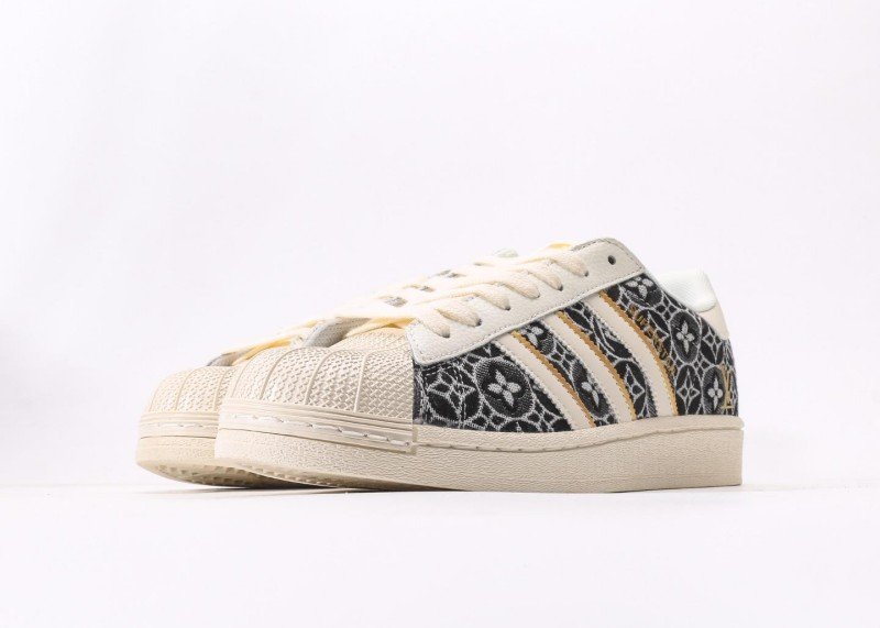LV x adidas co-branded classic pattern sneakers - Image 5