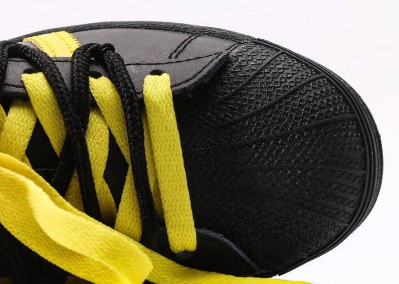 Adidas Superstar black and yellow cartoon sneakers - Image 8