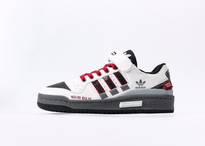 adidas-trefoil-retro-sneakers