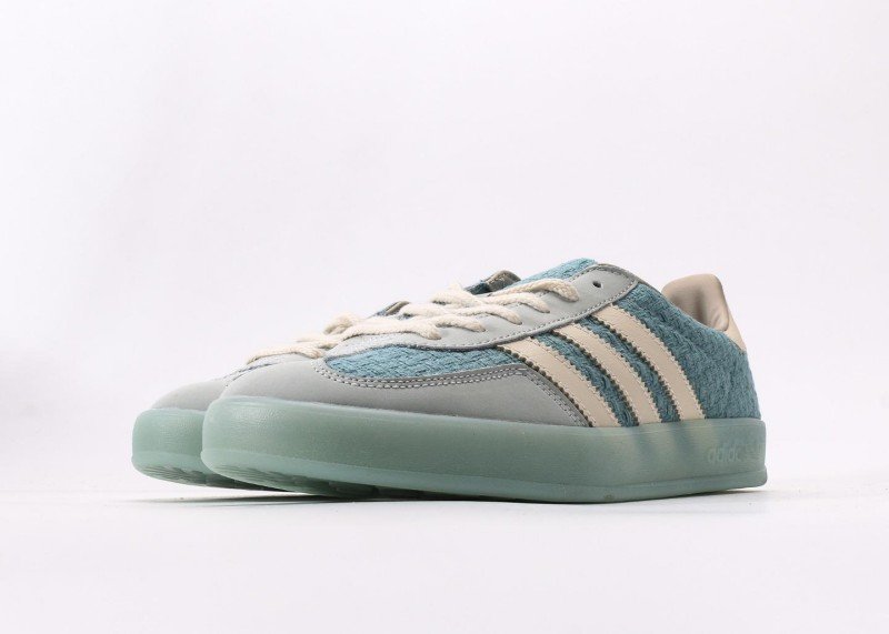 Adidas SAMBA light blue sports shoes - Image 5