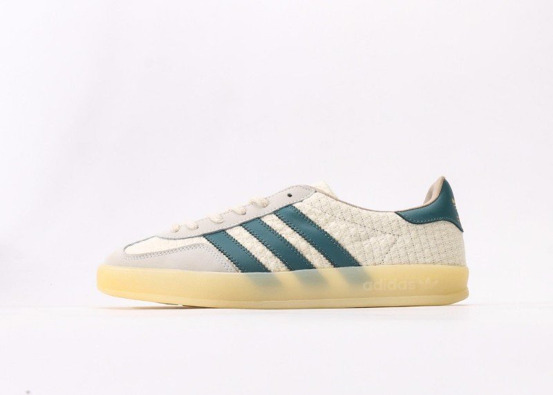 adidas-samba-off-white-sports-shoes
