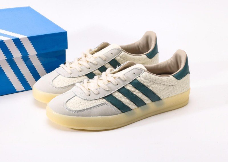 adidas-samba-off-white-sports-shoes
