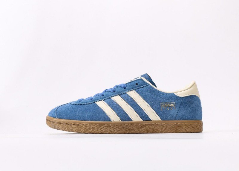 adidas-samba-blue-and-white-sneakers-2