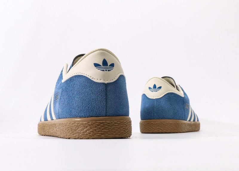 Adidas Samba blue and white sneakers - Image 6