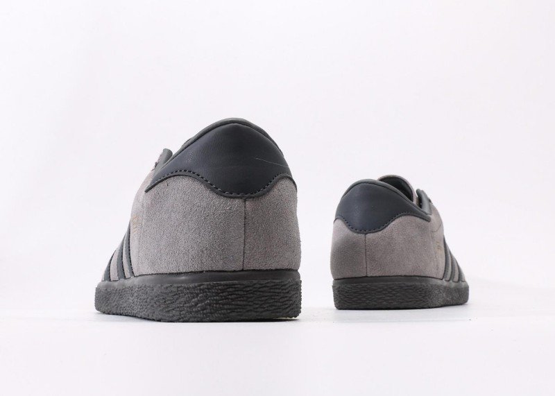 Adidas Samba grey and black sneakers - Image 6