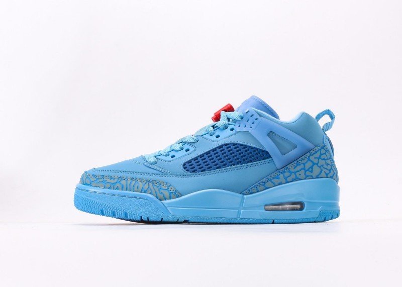 air-jordan-4-retro-light-blue-snake-texture-sneaker