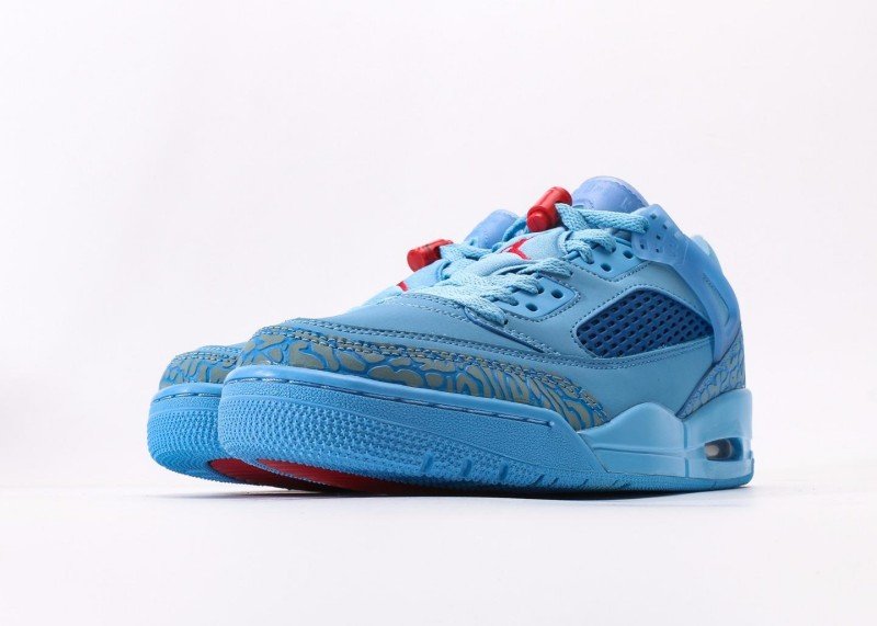 Air Jordan 4 Retro Light Blue Snake Texture Sneaker - Image 5
