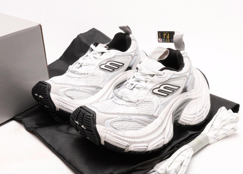 balenciaga-phantom-sneaker-4th-gen-4