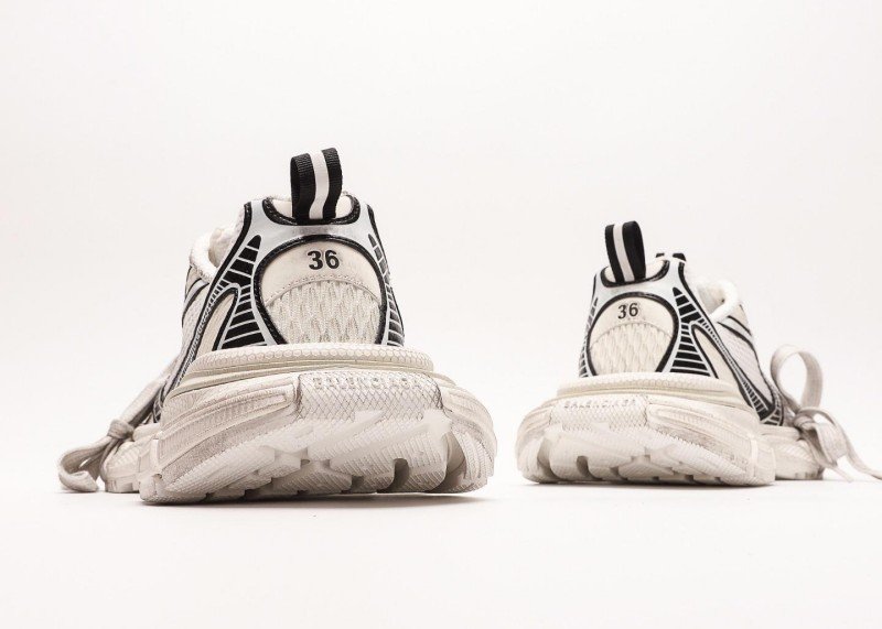 Balenciaga Phantom Sneaker 4th Gen - Image 6
