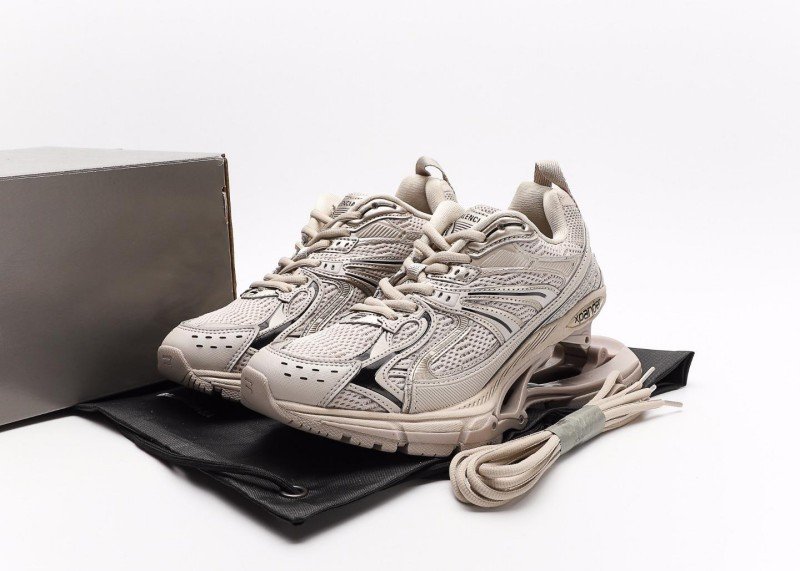 balenciaga-x-pander-6-0-3