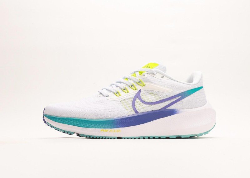 nike-air-zoom-pegasus-38-running-shoes-3