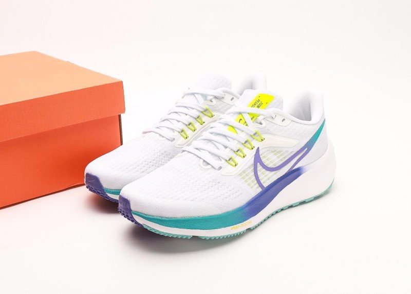 nike-air-zoom-pegasus-38-running-shoes-3