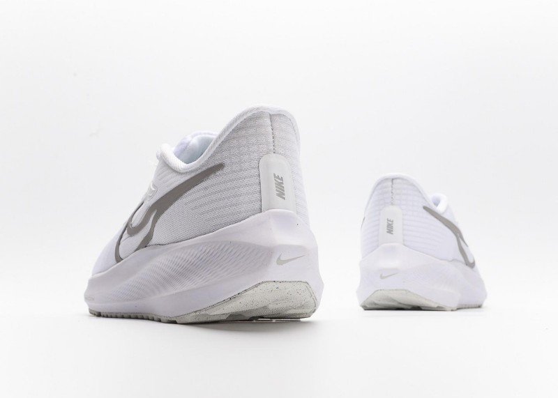 Nike Air Zoom Pegasus 39 Running Shoes - Image 6