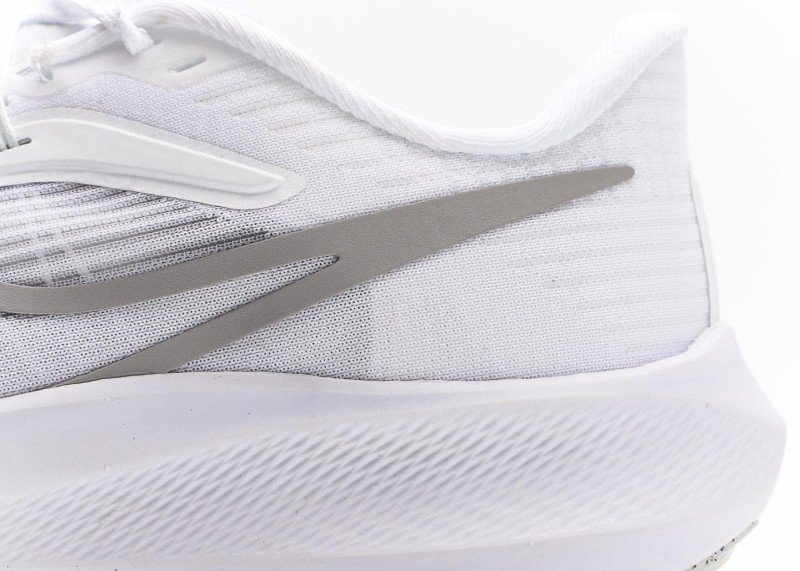 Nike Air Zoom Pegasus 39 Running Shoes - Image 7