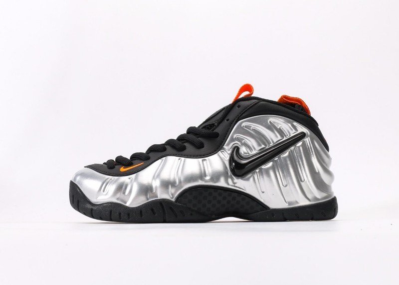 nike-air-foamposite-one-2