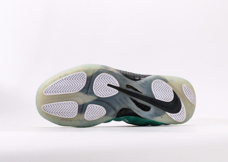 NIKE AIR FOAMPOSITE ONE - Image 4