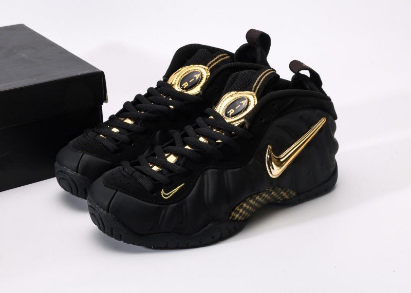 nike-air-foamposite-one-5