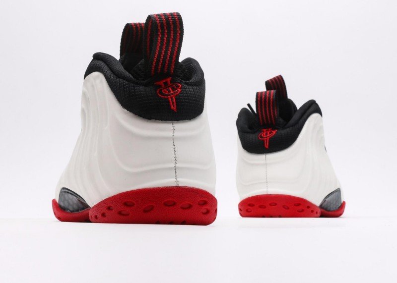 Nike Foamposite One - Image 6