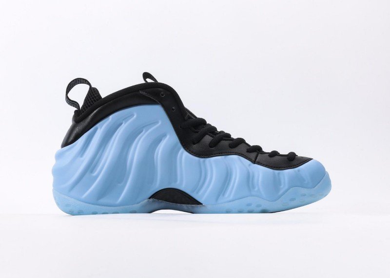 Nike Foamposite One - Image 2