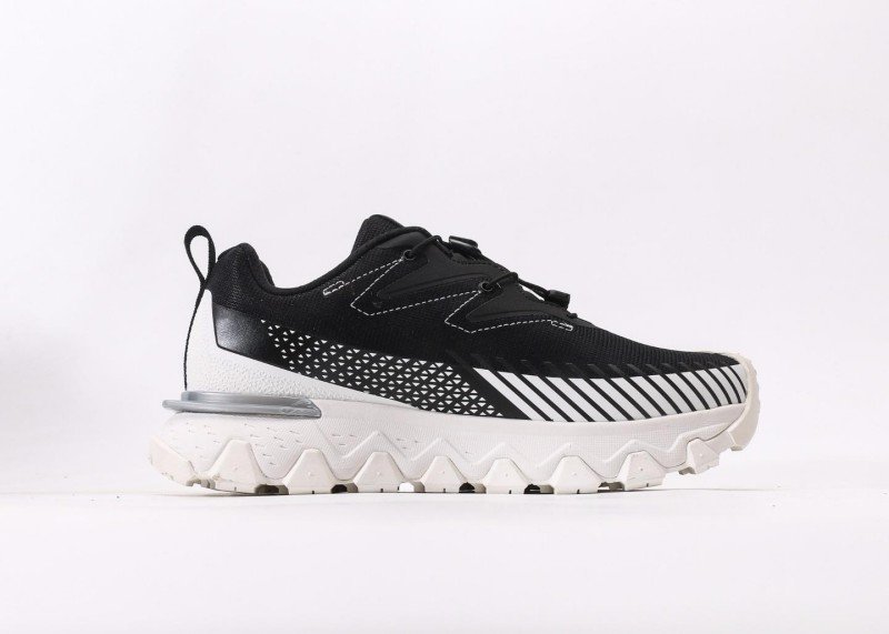 Descente LAVITATE WIRE 3.0 Black-White Shoes - Image 2