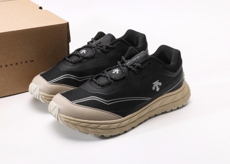 descente-chron-racer-black-brown-shoes