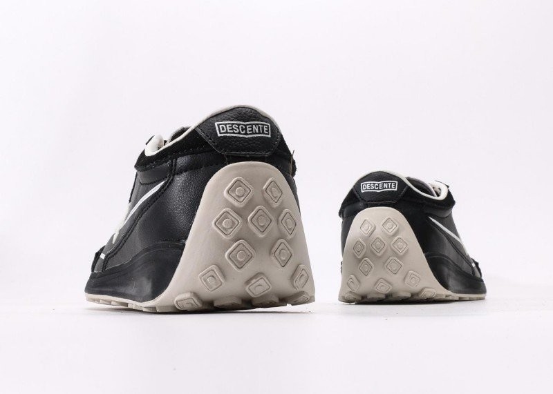 Descente DC Series Retro Leather Casual Shoes (Black) - Image 6