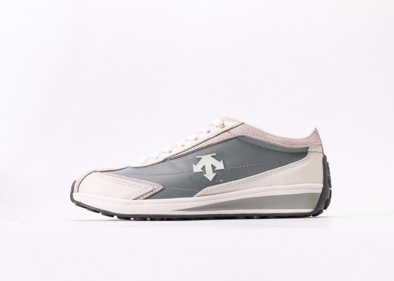descente-dc-series-retro-panel-leather-casual-shoes
