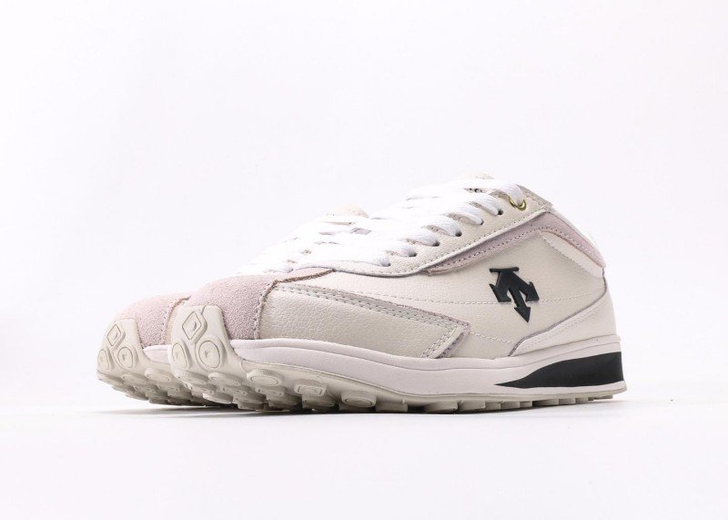Descente DC Series Beige-White-Pink Shoes - Image 5