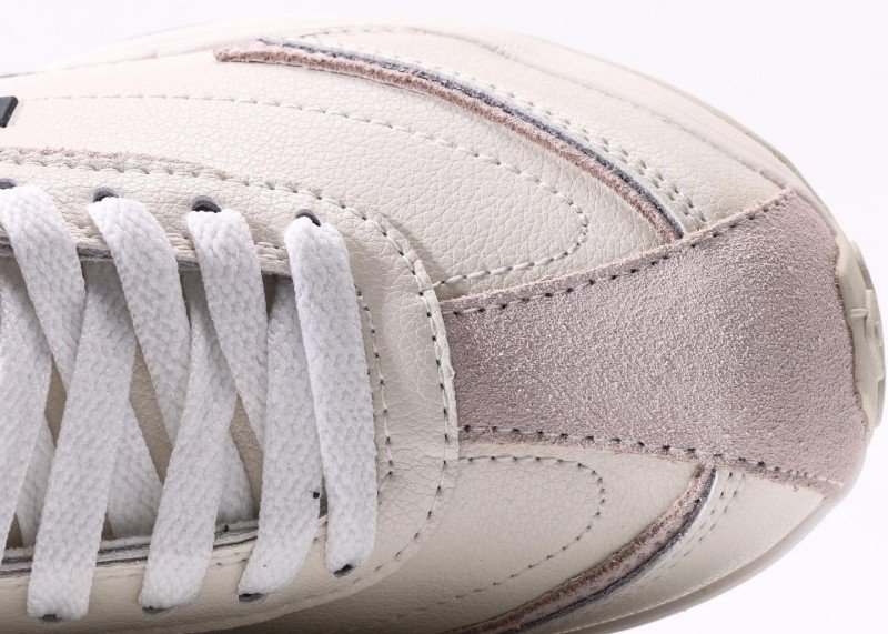 Descente DC Series Beige-White-Pink Shoes - Image 8