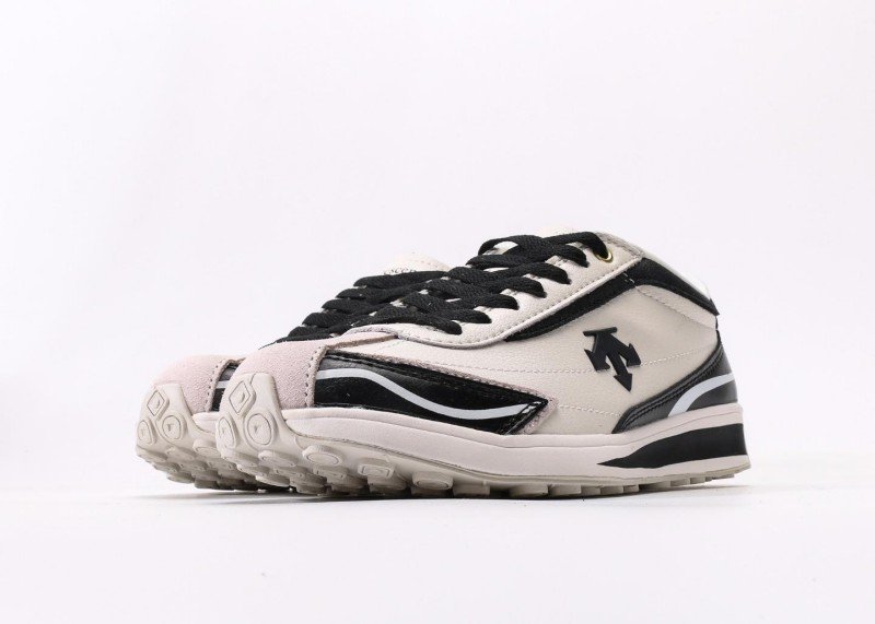 Descente DC Series Beige-Black-Pink Shoes - Image 5
